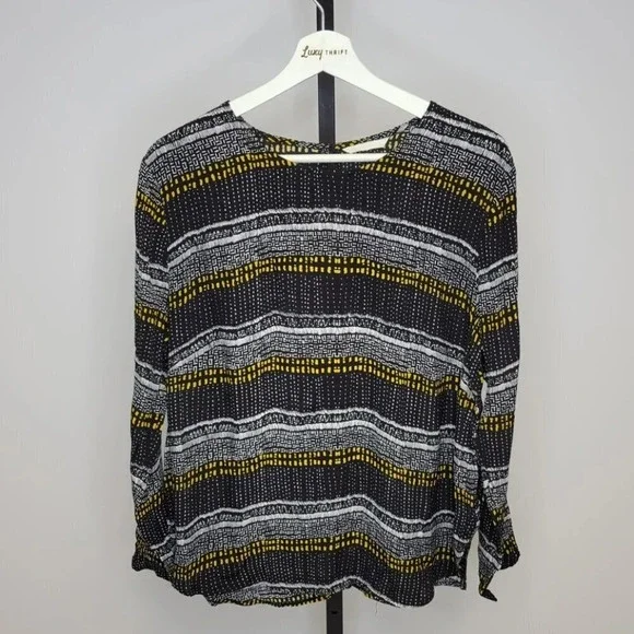 H&M Top - Picture 1 of 5